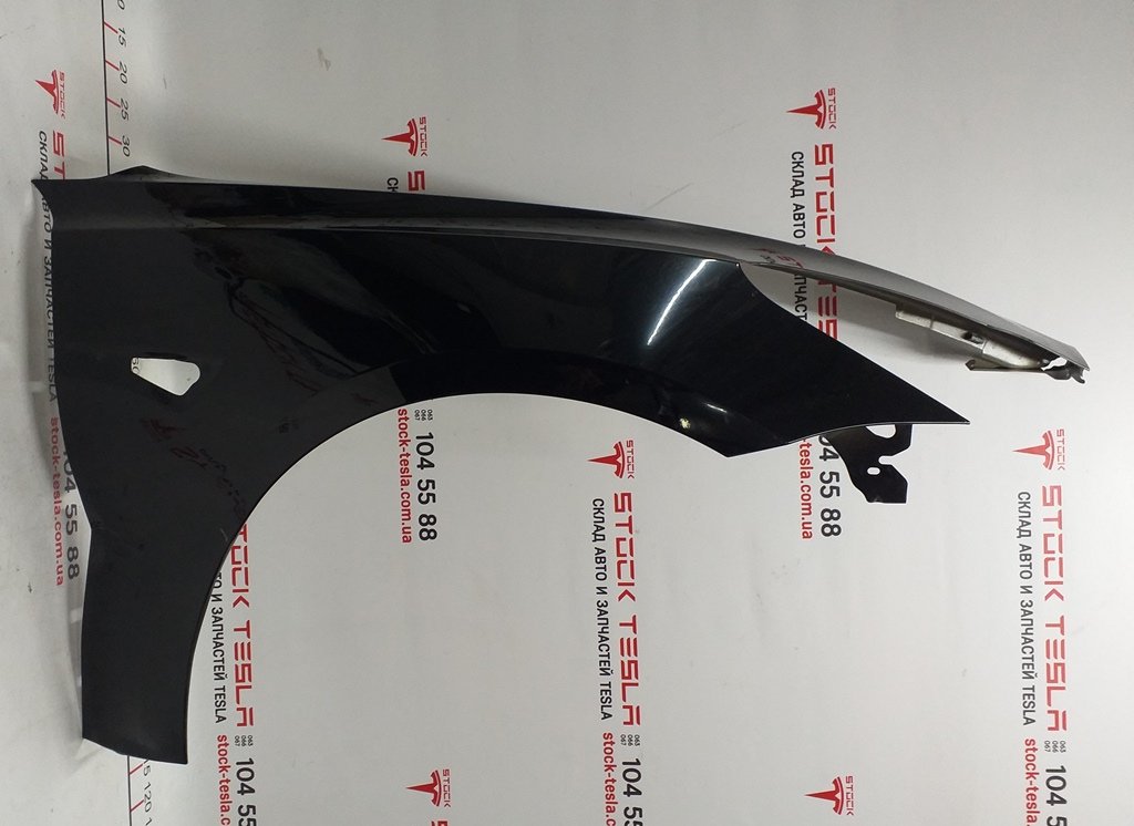 2 FENDER ASSY, RH, with damage Tesla model 3 1081400-01-D